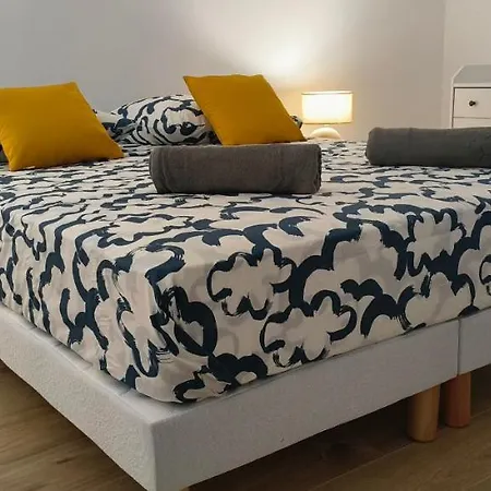 Plein Sud - Moderne Avec Mezzanine- Hyper Centre - Proche Port * Antibes