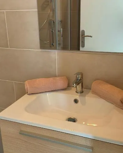 Appartement Plein Sud - Moderne Avec Mezzanine- Hyper Centre - Proche Port Antibes